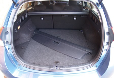 Toyota Auris 2015 Touring Sports 10