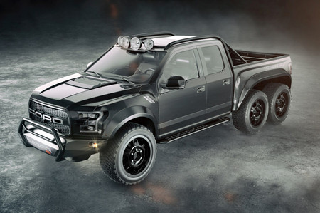 ¿Buscabas una pick-up de tres ejes y 600 hp? La Hennessey Velociraptor 600 6x6 es para ti