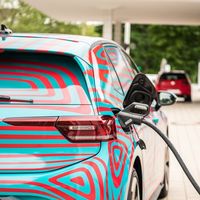 Volkswagen ya fabrica los componentes de su coche eléctrico ID.3: del motor y la batería a los muelles y amortiguadores