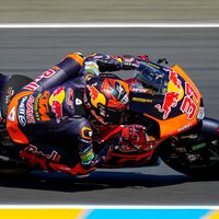 ¡Bestial! Augusto Fernández bate el récord de Le Mans y Pedro Acosta completa el doblete del KTM Ajo