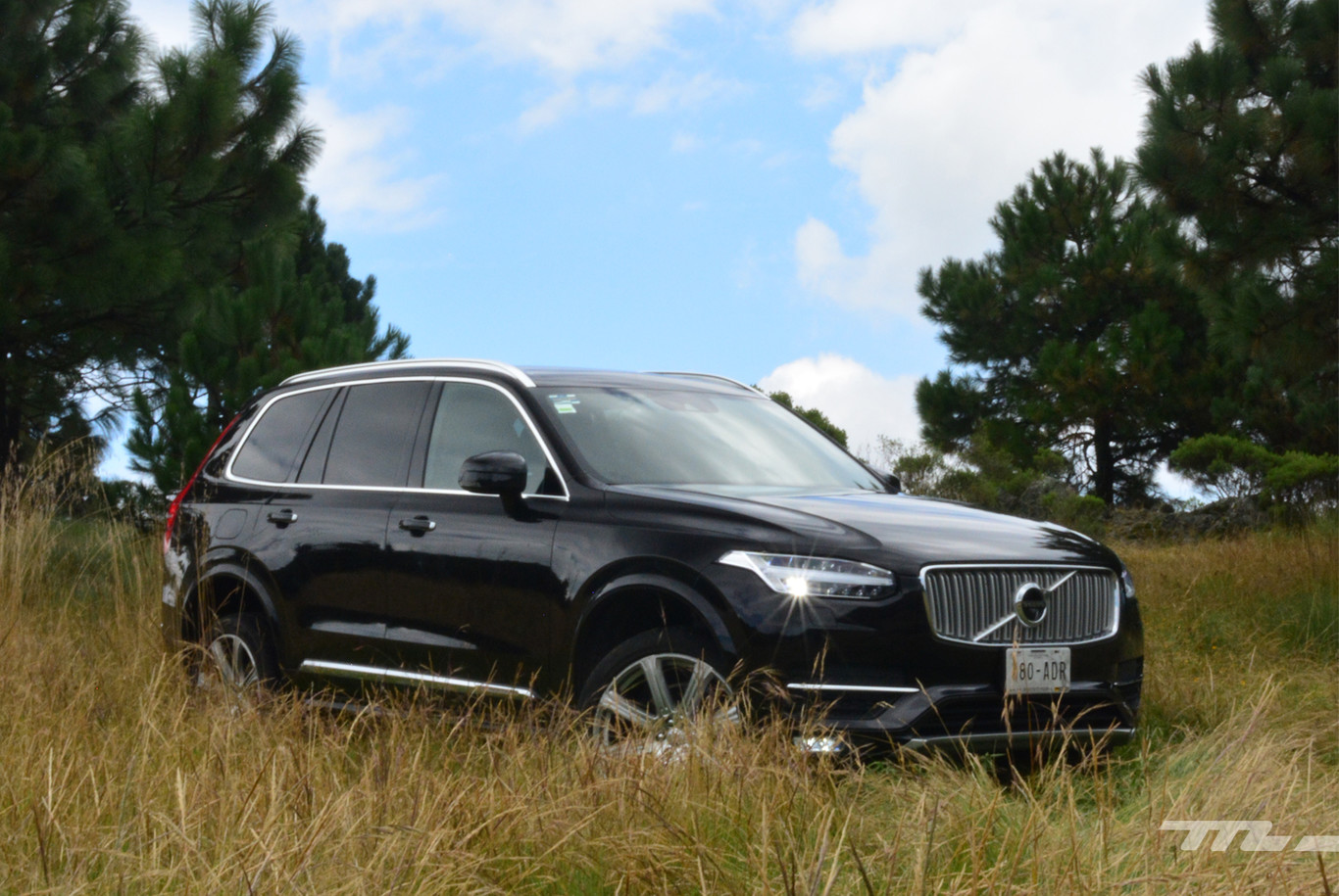 Probamos la Volvo XC90. No es tan buena como cuentan... es mejor