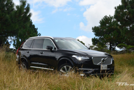 Probamos la Volvo XC90. No es tan buena como cuentan... es mejor