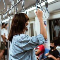 Se acabó: el 7 de febrero ya no tendrás que ponerte la mascarilla en el transporte público
