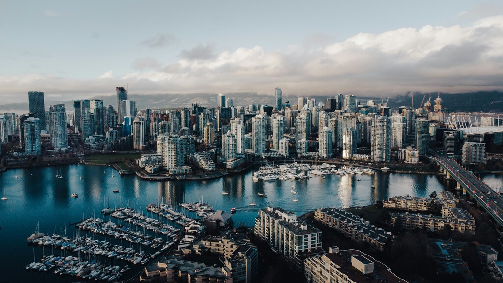 El mundo lleva décadas buscando la fórmula contra la crisis de la vivienda. Hay quien cree que la respuesta está en Vancouver