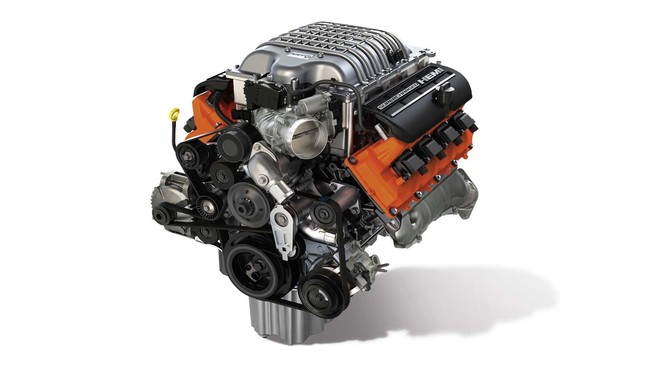 ¿Quieres el motor 6.2 V8 del Hellcat para tu hierro viejo? Mopar te lo vende con sus 717 CV