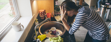 La publicación viral que muestra lo ridículas y exageradas que son las expectativas que impone la sociedad a las madres