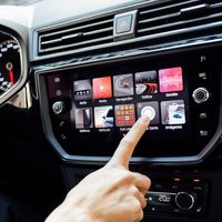 SEAT lanza el asistente de voz de Amazon en sus coches: Alexa ya está en España