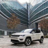 Jeep aborda el masivo segmento de los SUV compactos con el nuevo Jeep Compass