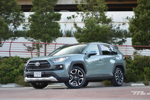 Toyota RAV4 Adventure, a prueba: el SUV japonés vuelve a ser carismático (+ video)