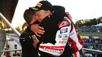 British Superbikes 2012: tridente y corona para Shane Byrne