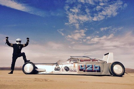 Si te gusta fardar, aprovecha: a subasta un coche de 1927 con 20 récords de velocidad y 397 km/h de punta