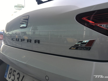 SEAT Leon Cupra 290 Contacto 2
