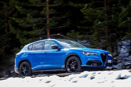 Alfa Romeo Stelvio 2023