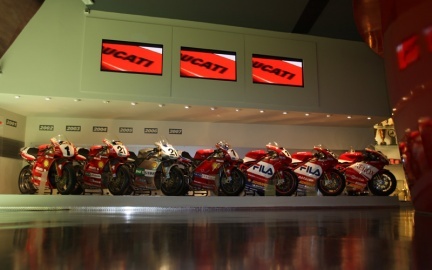 Ducati desembarca en el TT de Man con parte de su museo racing