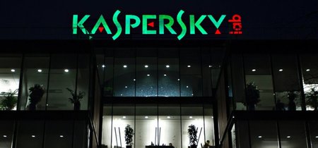 Estados Unidos le cierra otra puerta en la cara a Kaspersky, la prohibición de sus productos en el gobierno se mantiene