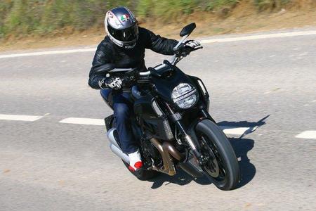 Prueba Ducati Diavel para MPM
