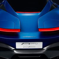 El hiperdeportivo eléctrico de Pininfarina se asoma en este primer teaser y confirma su presentación en Ginebra 2019
