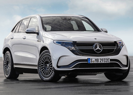 Mercedes Benz Eqc 23