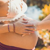 ¿Qué sucede si me doy un golpe en la barriga durante el embarazo?