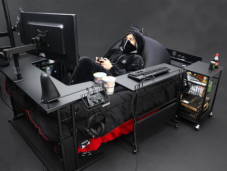 En Japón han creado una cama gaming con la que no necesitarás nada más para jugar a tus juegos favoritos mientras descansas
