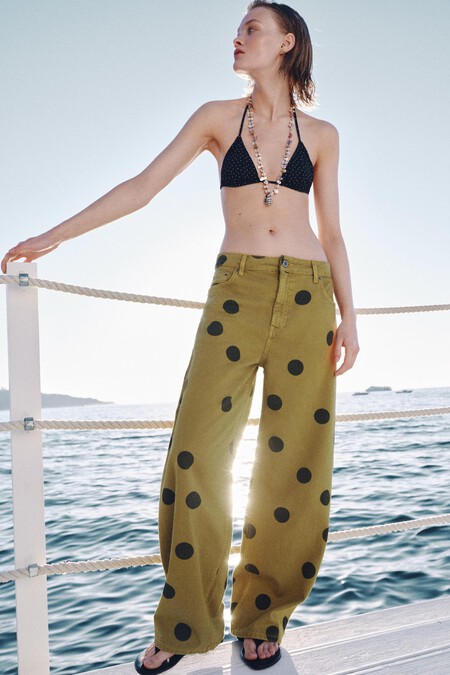pantalón lunares zara
