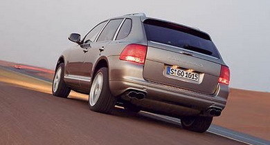 El dinero negro se convierte en coche de lujo
