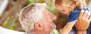 Convivir con los abuelos en la infancia, ayuda a evitar la aparición de prejuicios hacia las personas mayores 