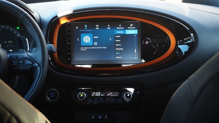 Toyota Aygo X Cross 15