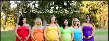 Seis mujeres unidas por el dolor de la pérdida posan con sus bebés arco iris