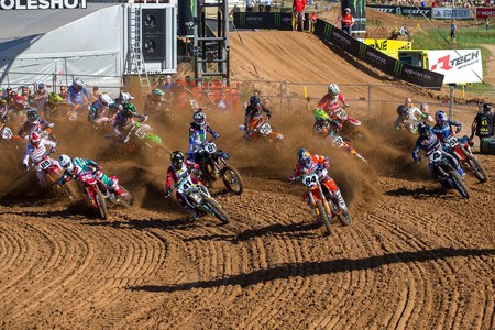 Tim Gajser triunfa en el triple empate de MXGP en Letonia y Jorge Prado no perdona con otro doblete