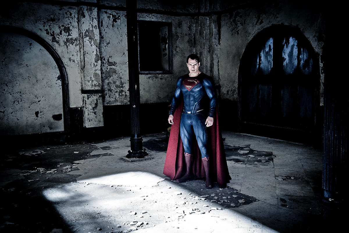 'Batman v Superman', nuevas imágenes oficiales de los héroes y el villano