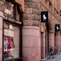 Ni Scalpers ni Lacoste: el polo cómodo y ligero que combina con todo es de Ralph Lauren y es todo un acierto