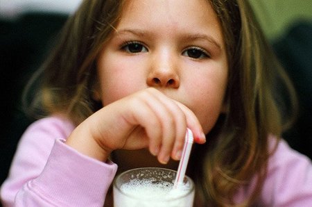 Especial Alimentación infantil: recetas de batidos caseros para madres preocupadas (I)