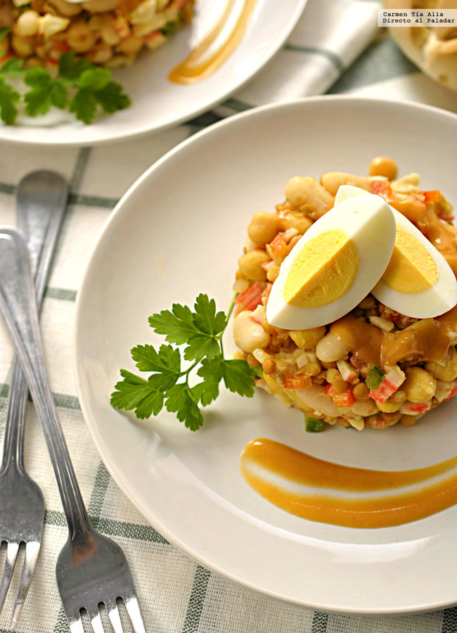 Salpicón de legumbres con palitos de cangrejo