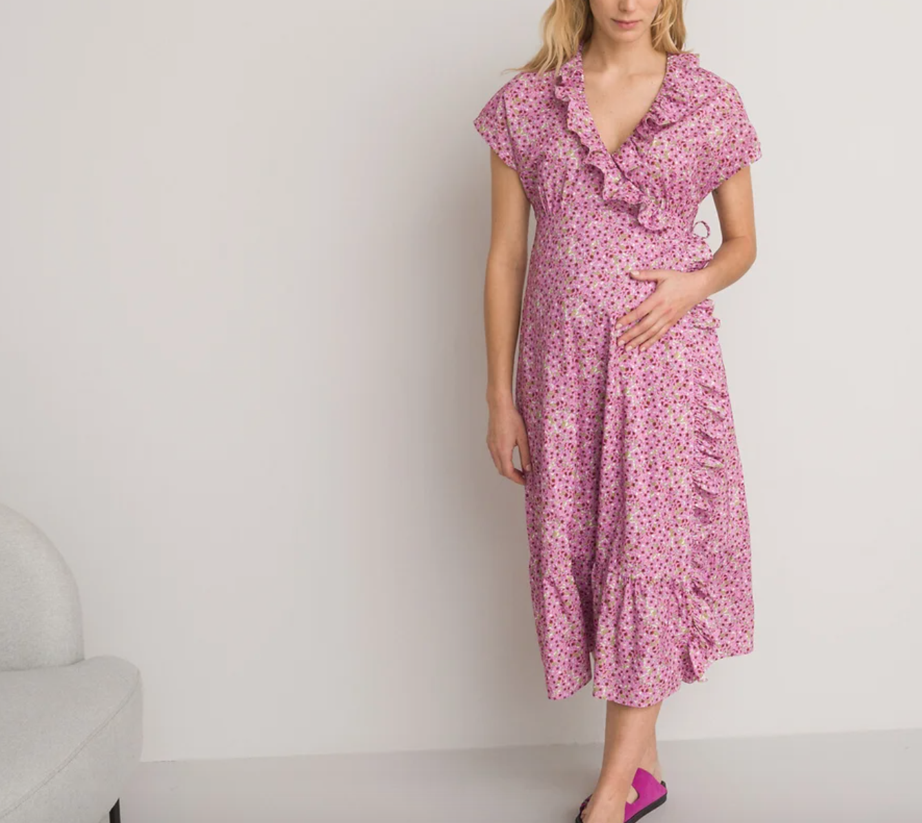 Vestido premamá, con volantes