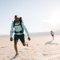 Camisetas, pantalones, chaquetas y más: hasta un 70% de descuento en todo tipo de prendas Columbia que arrasan en Amazon 