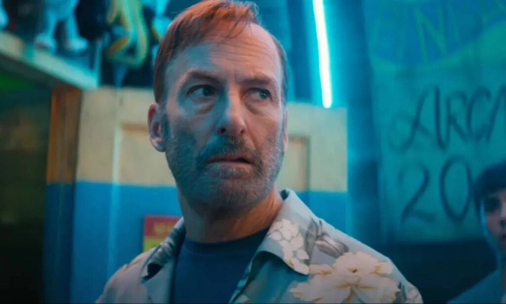 Bob Odenkirk no quería hacer 'Nadie 2' a cualquier precio y puso una condición muy razonable: "No dejaba de preguntarme por qué a la gente le gustó tanto la primera" 