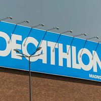 Las sandalias Skechers fáciles de calzar que van a sustituir a las zapatillas este verano, rebajadas en Decathlon
