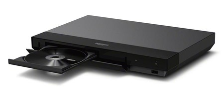 Sony amplía su gama media-baja de reproductores Blu-ray UHD con el modelo UBP-X500