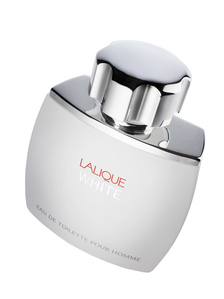 Lalique White, una fragancia masculina con salida cítrica y fondo seductor. Probamos la Eau de Toilette