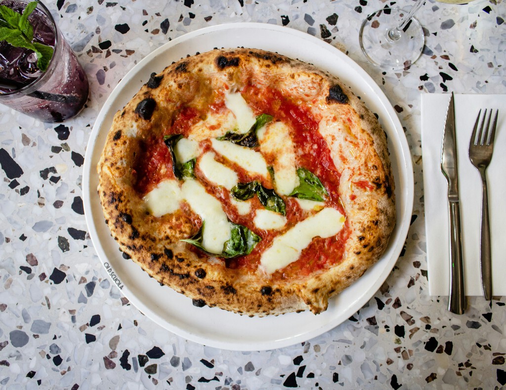 En 2018, un físico ucraniano estaba obsesionado con la pizza perfecta. Así que viajó a Roma para dar con sus claves científicas