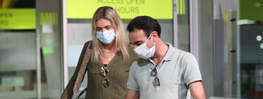¡Hostias, pavo, que yo tenía un viaje! Enrique Ponce y Ana Soria ya están de vuelta después de una cenita de picoteo con camembert y un toque d'amour por Francia