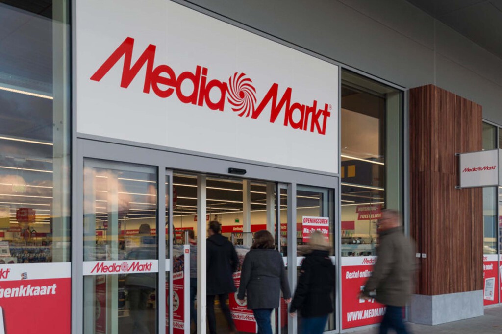 Los descuentos no paran en MediaMarkt: puedes celebrar su 25 aniversario ahorrando dinero en smart TVs, móviles, consolas y más... 