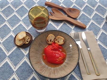 Pimientos rojos asados que nunca se queman: la receta más fácil en la olla de cocción lenta