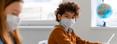 Niños a los que les da miedo quitarse la mascarilla: cómo gestionarlo