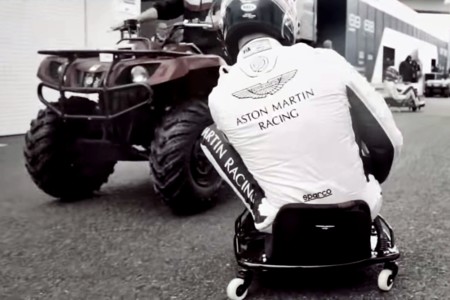 El equipo Aston Martin te enseña la cara más divertida de las 24 Horas de Le Mans