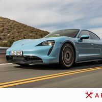 El Porsche Taycan ha perdido más del 50% de su valor y ahora cuesta lo mismo que un CUPRA Born VZ: así puedes acceder al mito Porsche por el precio de un utilitario 