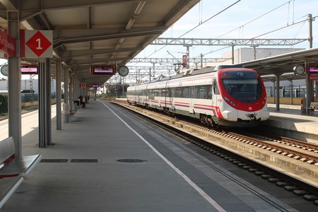 Renfe anula todos sus billetes desde el día 18 y agiliza las devoluciones