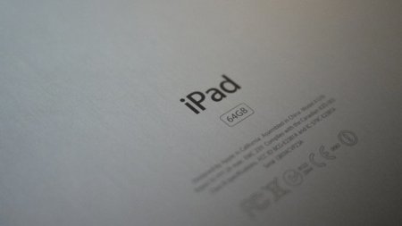 Apple podría permitir el grabado láser en los iPad para la temporada navideña