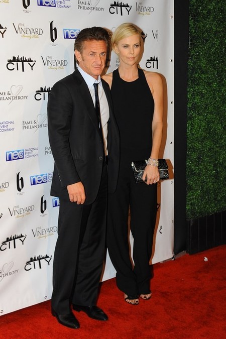 Lo bueno se hace esperar: 'Habemus' posado de Charlize Theron y Sean Penn en pareja